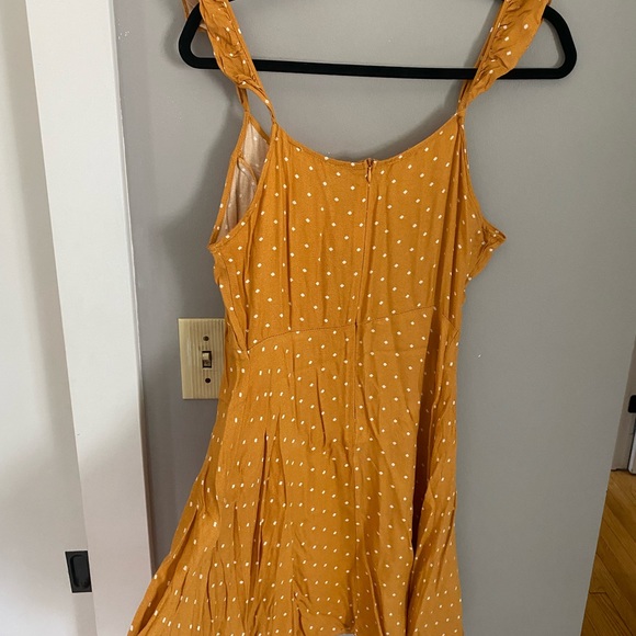 Yellow polka dot skater dress - Picture 3 of 5
